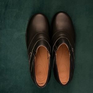 Women's Ariat Work Shoes